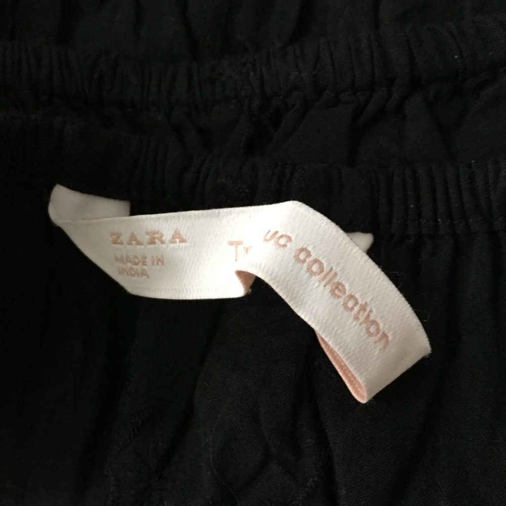 ZARA Trafaluc Loose Fit Black Eyelet Perforated Bralette Crop Top - Picture 2 of 7